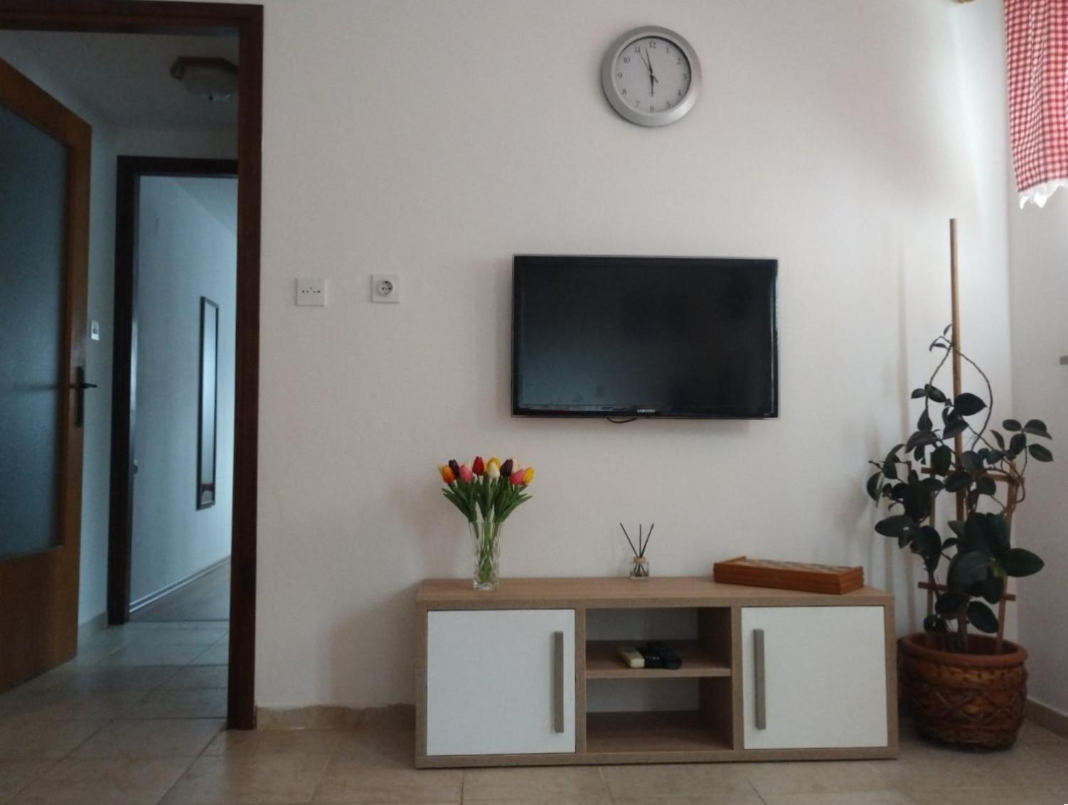 Tri Palme Apartma *